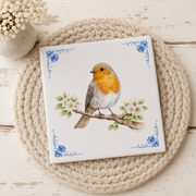 Delfts Blauw Tegeltje met Roodborstje – Vintage Vogel Illustratie