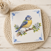 Delfts Blauw Tegeltje met Pimpelmees – Vintage Vogel Illustratie